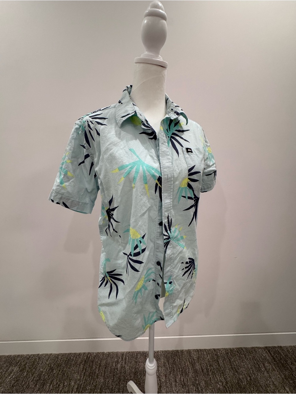 Quiksilver Tropical Print Short-Sleeve Button-Down Shirt